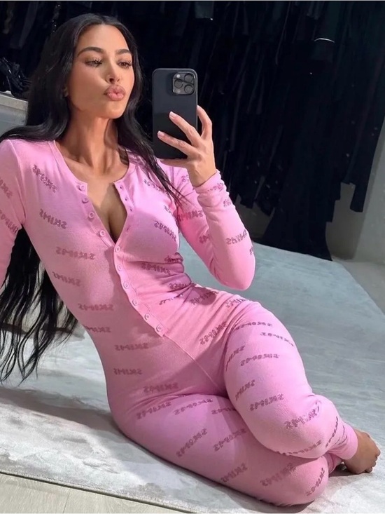 SKIMS Tops - SKIMS Pink Rhinestone Logo Onesie Pajamas – Size Small 💗✨